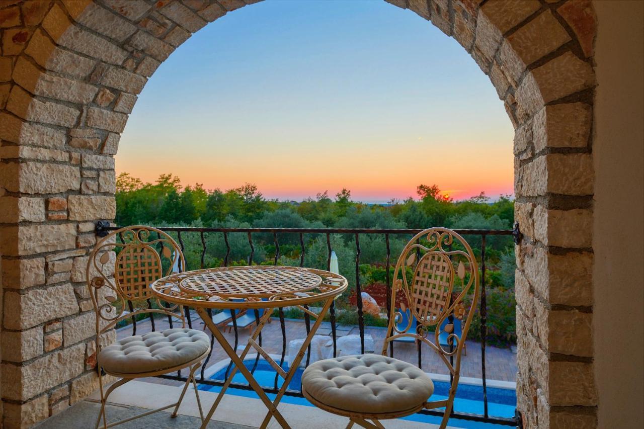 Relax House Surrounded By Olives And Vineyard Βίλα Stifanići Εξωτερικό φωτογραφία
