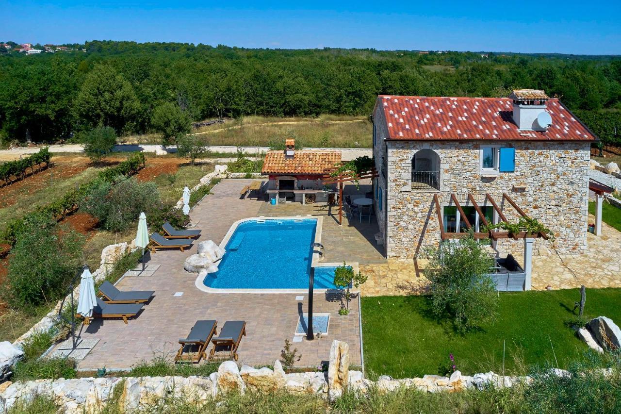 Relax House Surrounded By Olives And Vineyard Βίλα Stifanići Εξωτερικό φωτογραφία